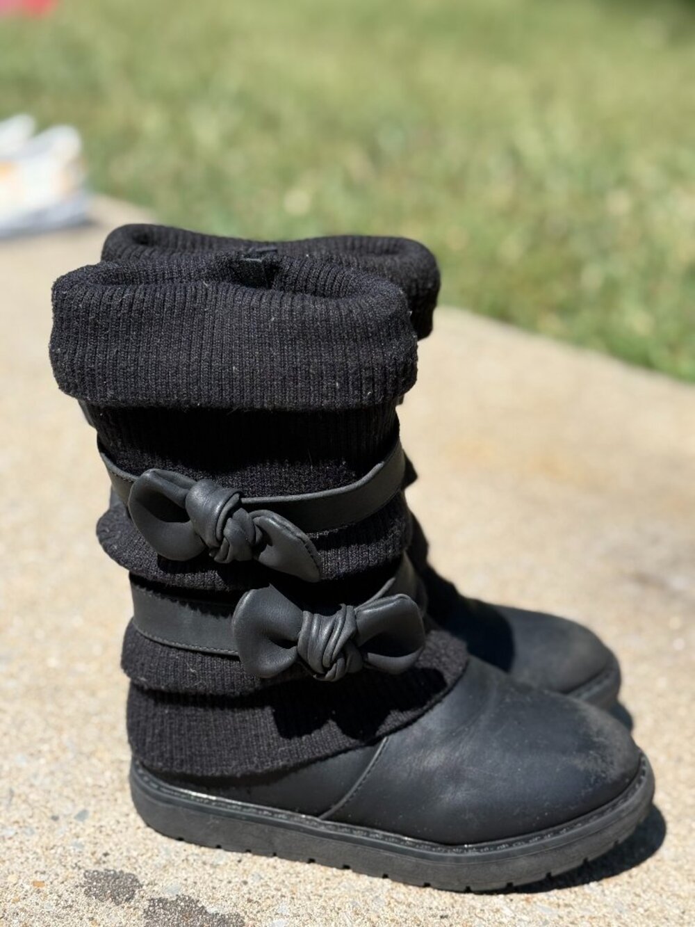 Girls 12 Black Bow Knit Boots Coquette Balletcore Winter Boots! 4141